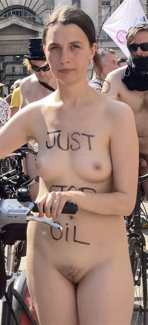 Sexy Whore Louise Naked ShesFreaky