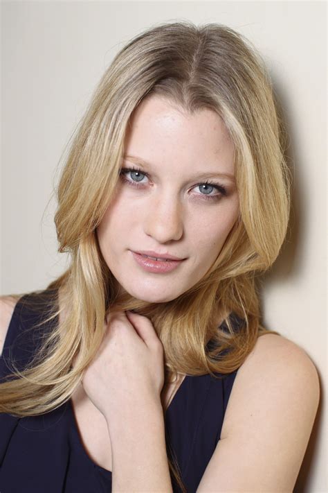 Ashley Hinshaw Lol