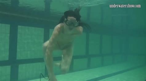 Swimming Pool Babe Kristina Strips Nude XNXX