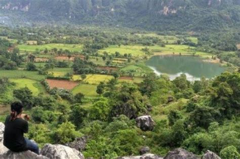 Menikmati Danau Hijau Balocci Di Pangkep Destinasi Wisata Alam Yang