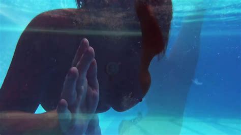 Heidi Van Horny With Huge Tits Underwater