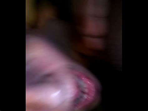 Manger son petit trou du cul serré XVIDEOS