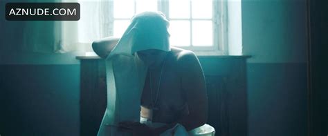 Julie De Bona Nude Aznude