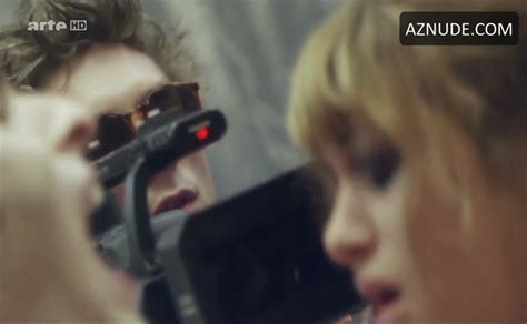 Camryn Manheim Mathilde Bisson Nude Scene In Xanadu Aznude