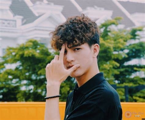 Hot boy Trung Vũ điển trai khiến bao cô gái say đắm Văn Hóa Việt