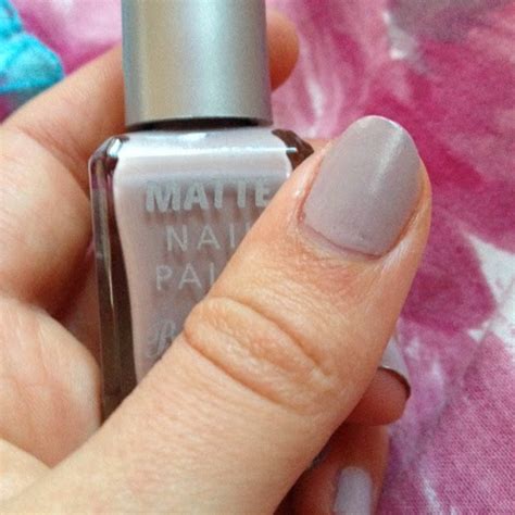 DropofDaisy The Matte Nude Nail