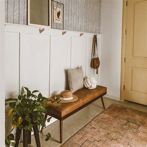 5 Colors You Should Never Paint Your Entryway Storables