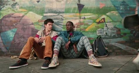 Xem phim Sex Education tôi chua xót khi nghĩ tới con trai Chỉ vì một lỗi sai mà tôi khiến con