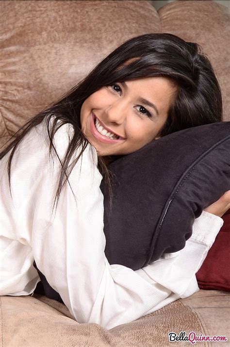 Latina Teen Bella Quinn Showing Her Ass In Panties Photos