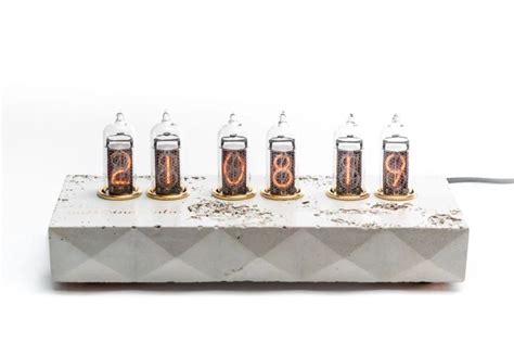 Ламповые часы Past Indicator Сатурн-Б эрозия (белый) Pas_15, купить в ...