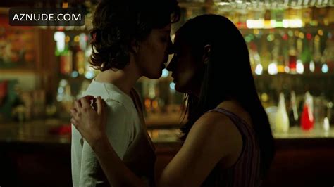 En Aguas Quietas Nude Scenes Aznude