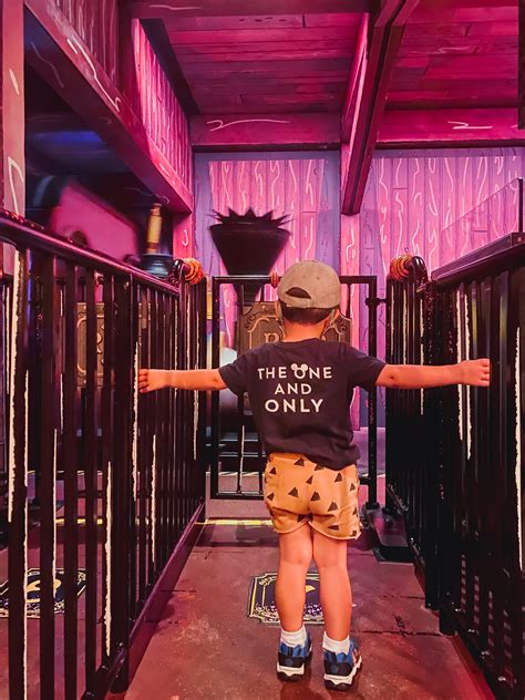 Visiting Hollywood Studios Right Now | Fall & Winter 2020 | brb going