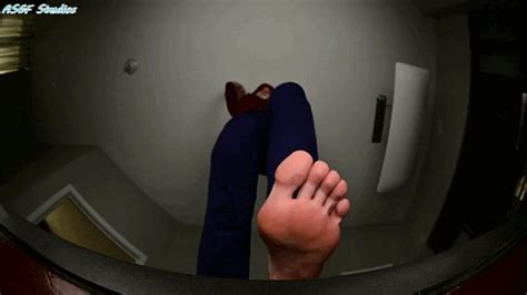 Amateur Soles Giantess And Footjobs Clips Sale