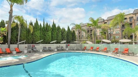 Hotels in Irvine, CA - Hilton Orange County Airport