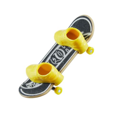 Hot Wheels Skate Fingerboard Singles Mix Random Pack