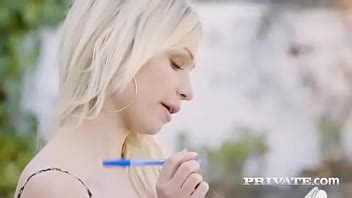 Gabi Gold Is Learning Anal XVIDEOS