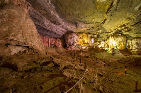 Gruta De Maquiné - Maquine Cave - "Gruta de Maquiné" is one of the most beautiful in ...