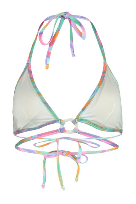 Trendyolmilla Soyut Desenli Üçgen Aksesuarlı Bikini Üstü TBESS BU Fiyatı Yorumları