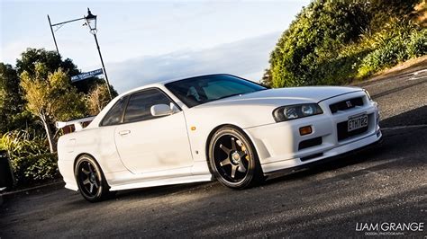 fotos nissan skyline gtr gt   vspec  spec jdm weiss