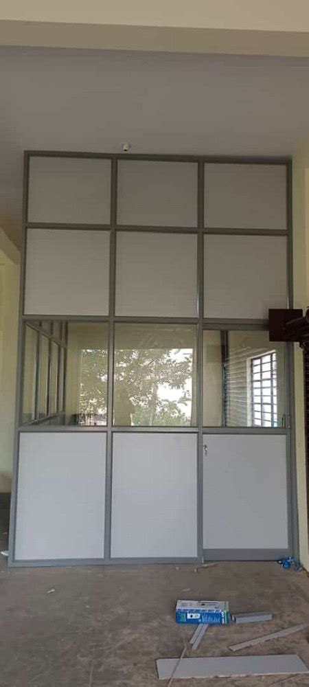 Simple White 4mm Aluminium Glass Office Partition At Rs 220 Sq Ft In