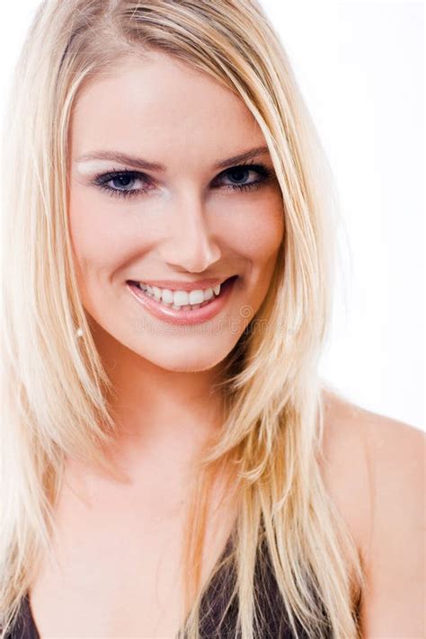 Belle Femme Blonde De Sourire Fascinante Image stock Image du sincère femme