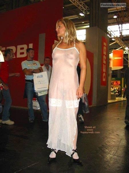Mature Under Dress Sexdicted