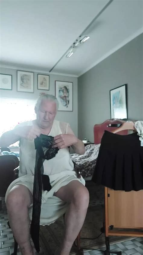 Getting Dressed On A Sunday Morning Belgian Gay Handjob Porn By Faphouse Xhamster