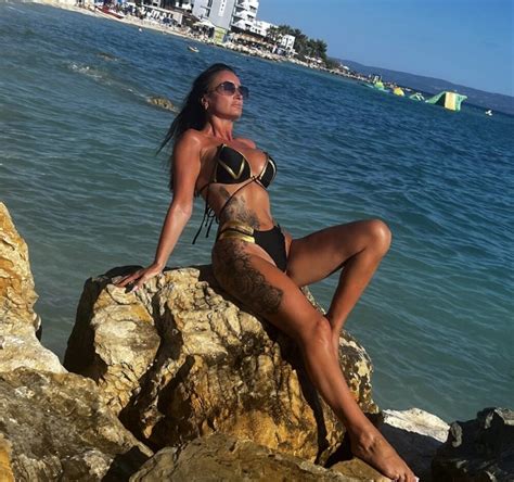 Busty Milf Harper Cam Model Free Live Sex Show Chat Stripchat