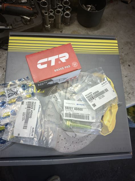 Задние тормоза — Hyundai Solaris (1G), 1,6 л, 2014 года | плановое ТО ...