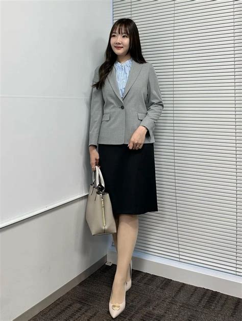 【obog訪問の服装】スーツと私服どっちがよい？休日時のマナーについても解説 特集【aoki公式通販】
