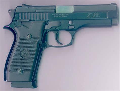 Пистолет Taurus PT 911 PT 940 PT 945 (Бразилия) - Пистолеты и ...