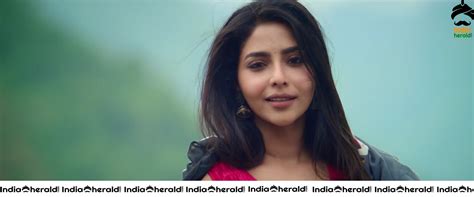 Aishwarya Lekshmi Hot Stills Along With Vishal Featuring Ta