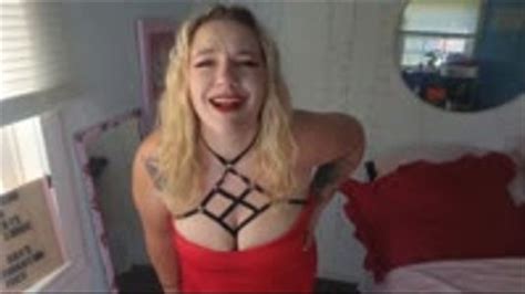 MILF Nikki Clips Sale