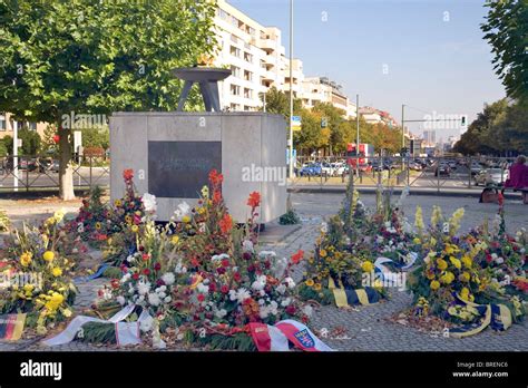 Ewige Flamme Fotos Und Bildmaterial In Hoher Aufl Sung Alamy