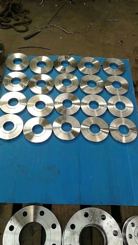 Industrial Stainless Steel Pipe Fittings Forged Welded Flange - China ...