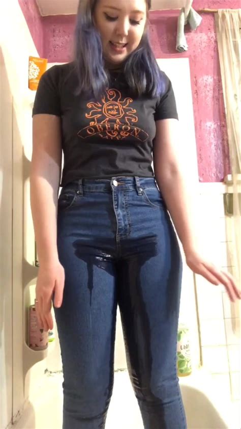 Amateur Teen S First Wetting ThisVid