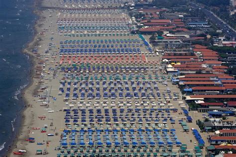 Balneari Rischio Aste Per Le Spiagge Gi Dopo Lestate Le Vie D