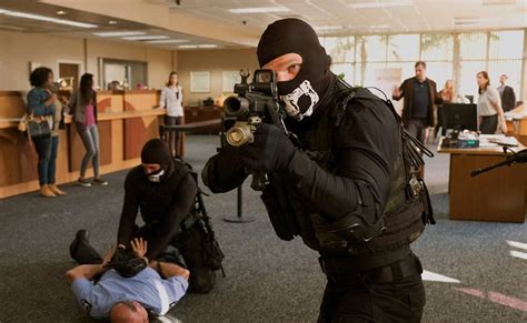 Охота на воров (2018) смотреть фильм онлайн в хорошем качестве на wink.ru