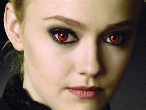 Красные Глаза В Темноте Картинки – Telegraph