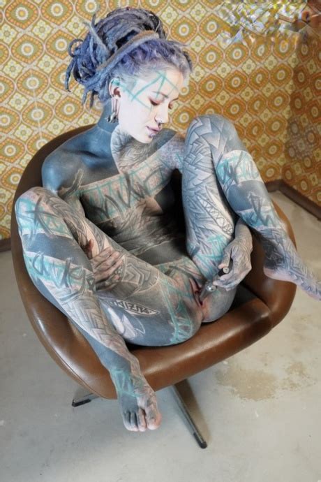 Tattooed Girl Anuskatzz Pleasures Her Pussy With A Sex Machine In Her Ass Coedcherry
