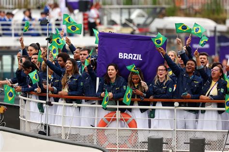 Dj Francesa Que Participou De Abertura Dos Jogos E Que Relata Amea As