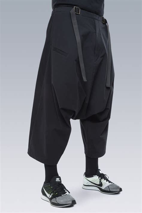 Acronym | Киберпанк мода, Одежда, Наряды