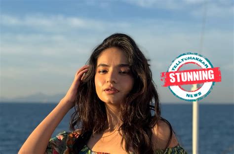 Anushka Sen Sets The Internet On Fire With Her Red Hot Avatar See Pictures