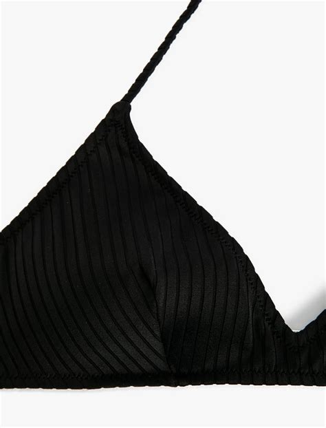 Siyah Kadın Bralet Bikini Üstü Boyundan Bağlamalı Arkası Metal Kapama Detaylı SAK MM Koton