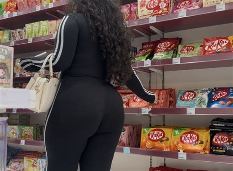 Latina Nerd Bubble Ass Spandex Leggings Yoga Pants Forum