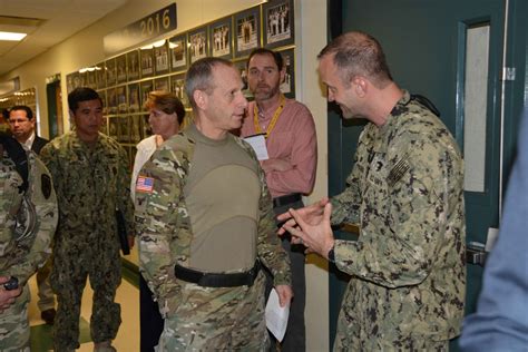 Dvids Images Socaf Commander Visits Navsciatts Image Of