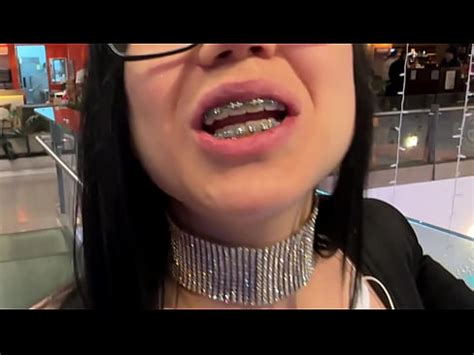 Me Encuentro Con Un Fan En El Centro Comercial Y ME INVITA A LO QUE ME GUSTA XVIDEOS