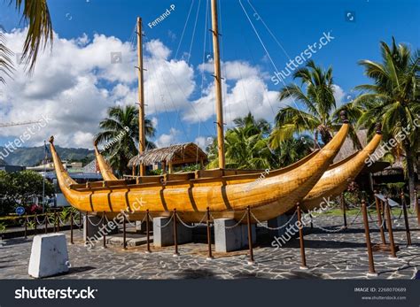 polynesian outrigger canoe polynesian outrigger canoes sitting  sea