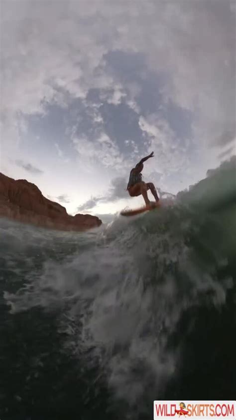 Hot Photos By Leticia Bufoni