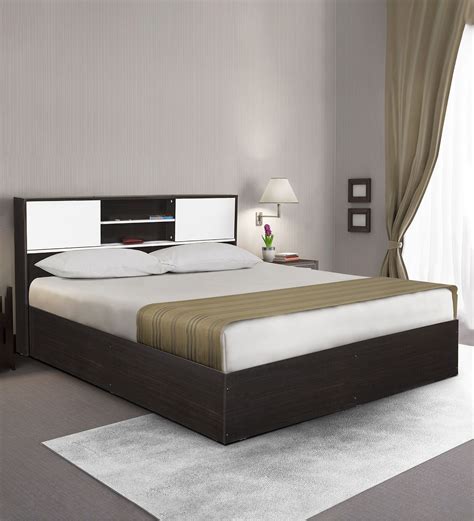 Buy Della Queen Size Bed In Walnut Finish With Hydraulic Storage At